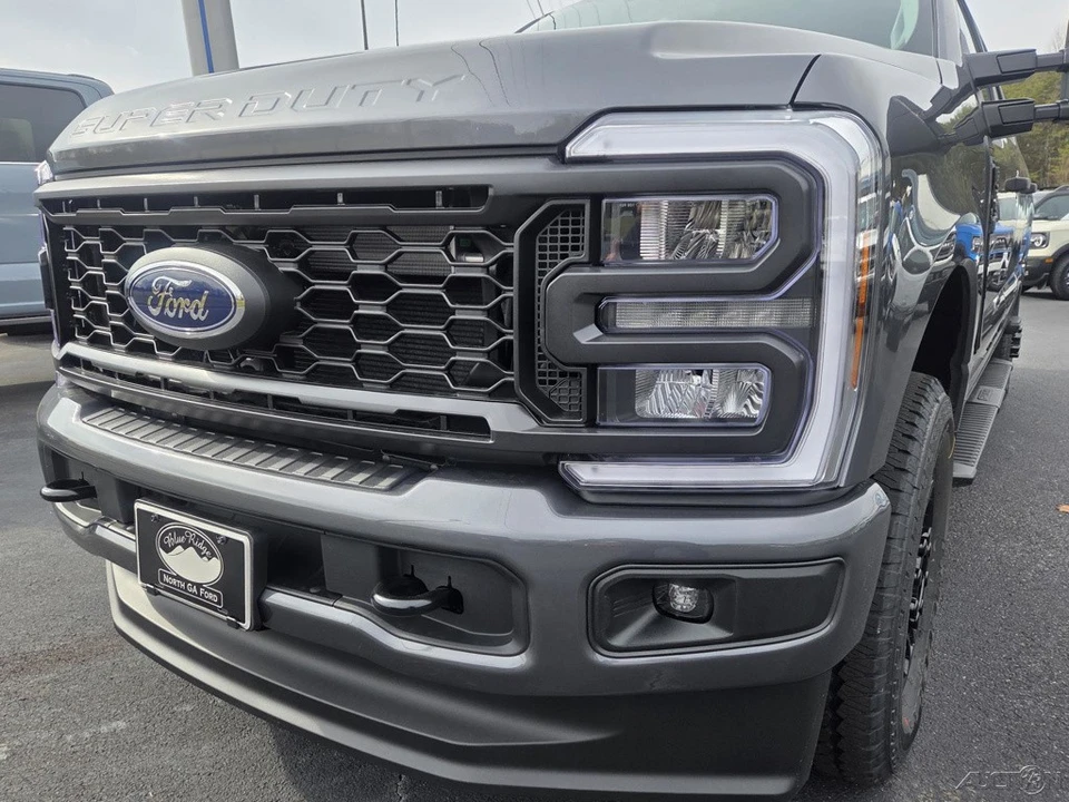 2026 Ford Super Duty 5th Gen - Image 20 of 21