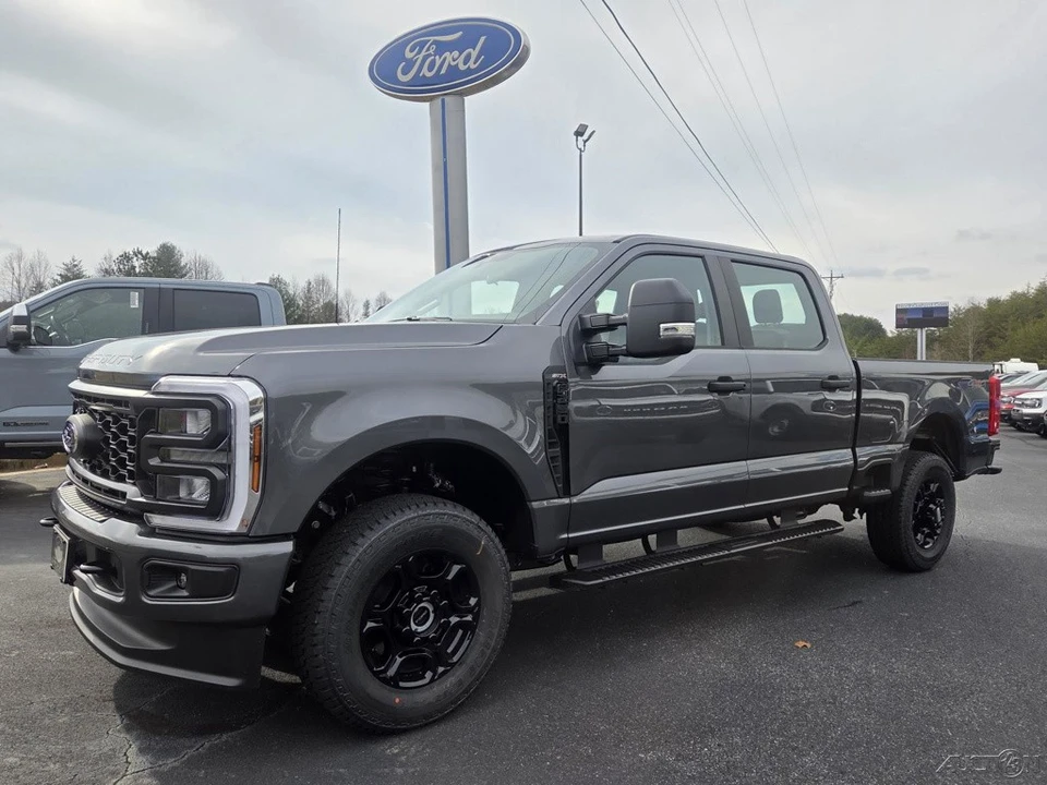 2026 Ford Super Duty 5th Gen - Image 4 of 21