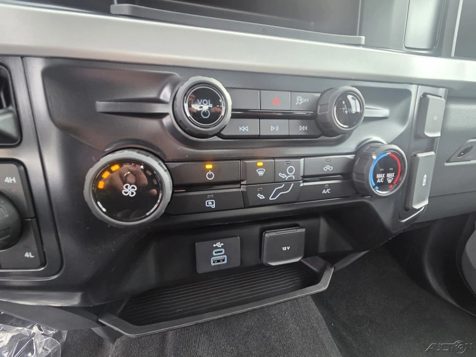 2026 Ford Super Duty 5th Gen - Image 12 of 21