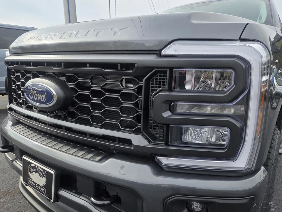 2026 Ford Super Duty 5th Gen - Image 10 of 21