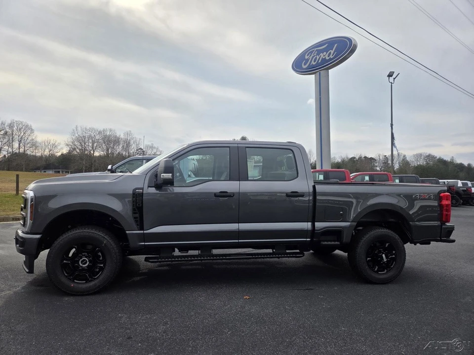2026 Ford Super Duty 5th Gen - Image 13 of 21
