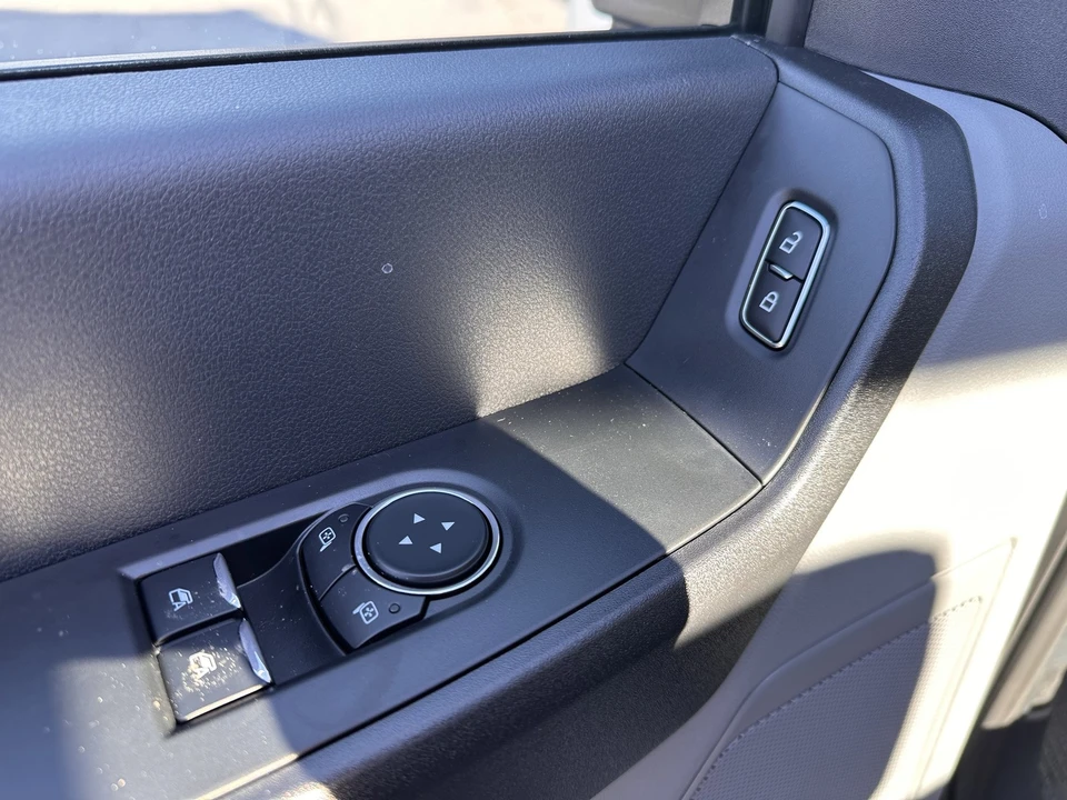 2026 Ford Super Duty 5th Gen - Image 14 of 21