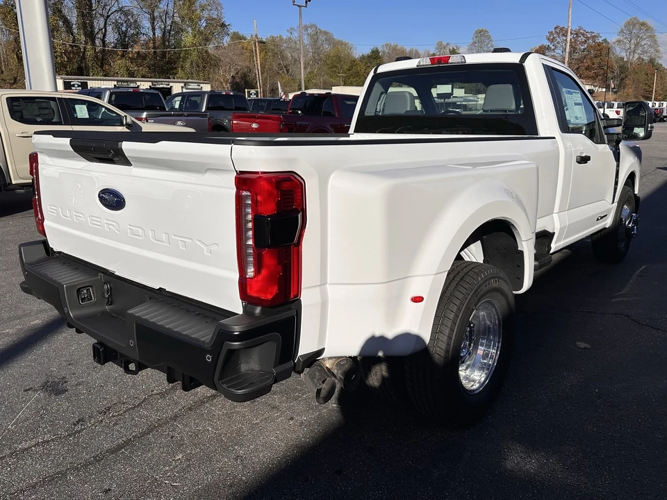 2026 Ford Super Duty 5th Gen - Image 6 of 21