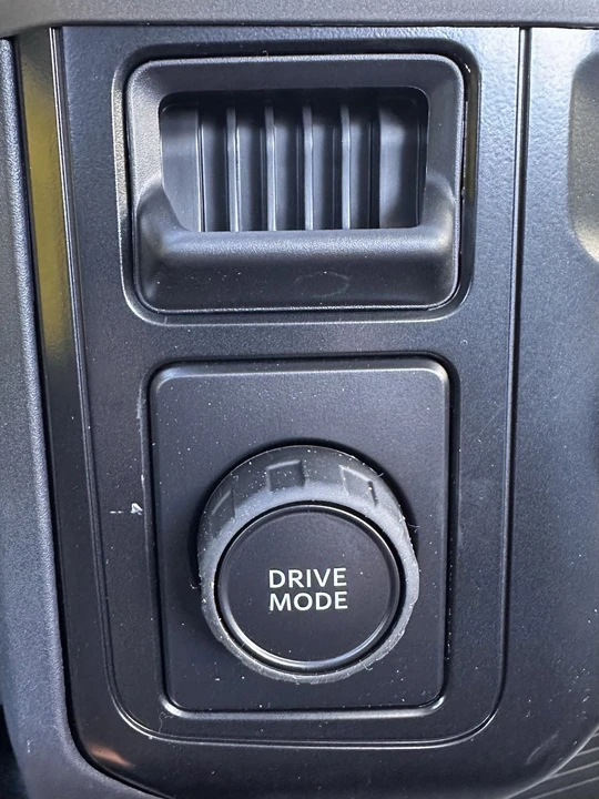 2026 Ford Super Duty 5th Gen - Image 16 of 21