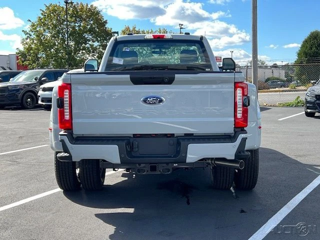 2026 Ford Super Duty 5th Gen - Image 5 of 12