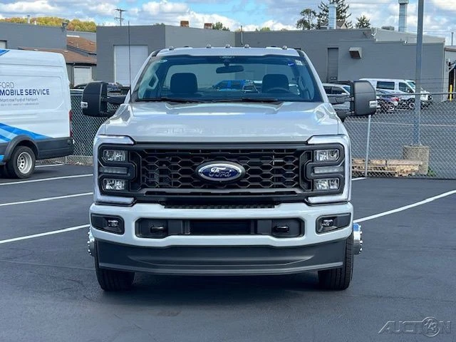 2026 Ford Super Duty 5th Gen - Image 10 of 12