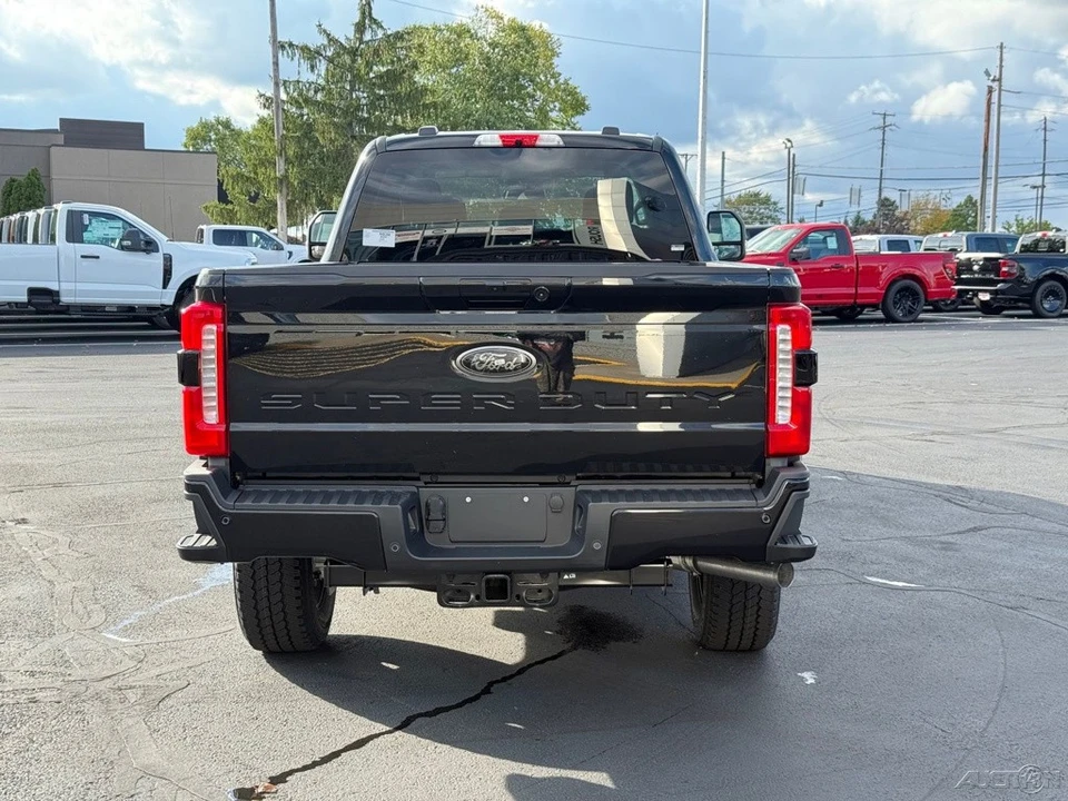2026 Ford Super Duty 5th Gen - Image 5 of 12