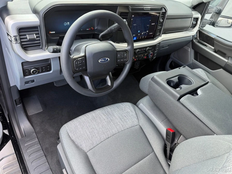 2026 Ford Super Duty 5th Gen - Image 13 of 21