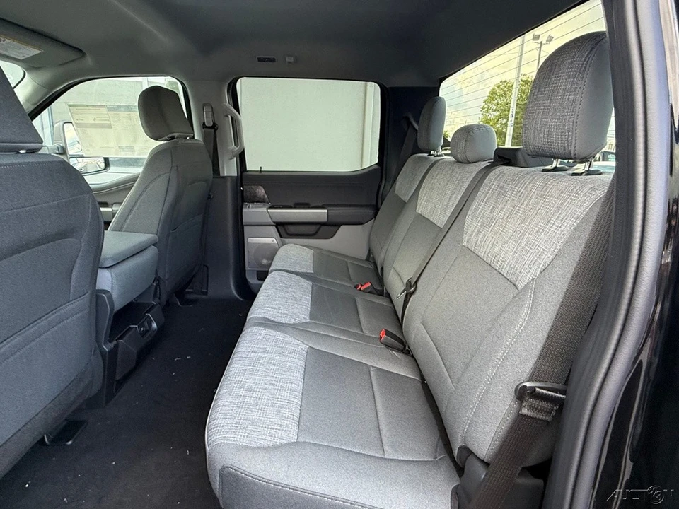 2026 Ford Super Duty 5th Gen - Image 15 of 21