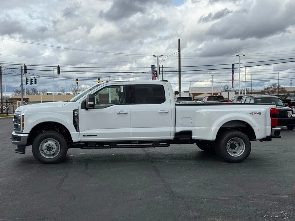 2026 Ford Super Duty 5th Gen - Image 2 of 12