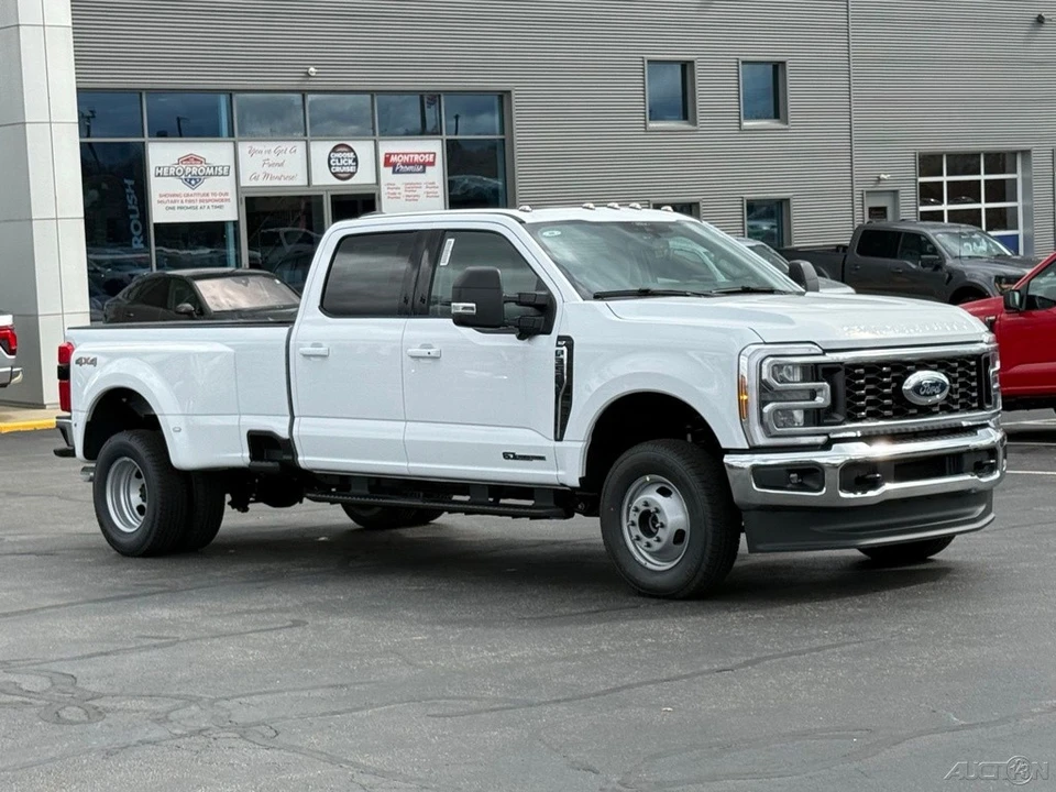 2026 Ford Super Duty 5th Gen - Image 9 of 12
