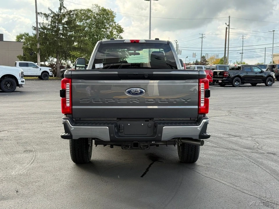 2026 Ford Super Duty 5th Gen - Image 5 of 12