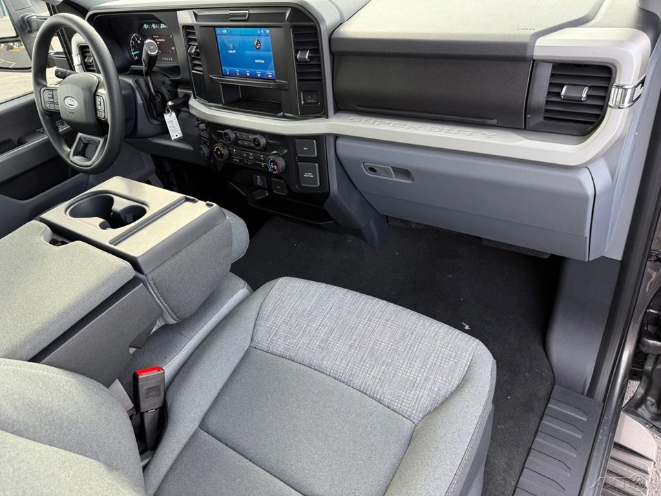 2026 Ford Super Duty 5th Gen - Image 15 of 21