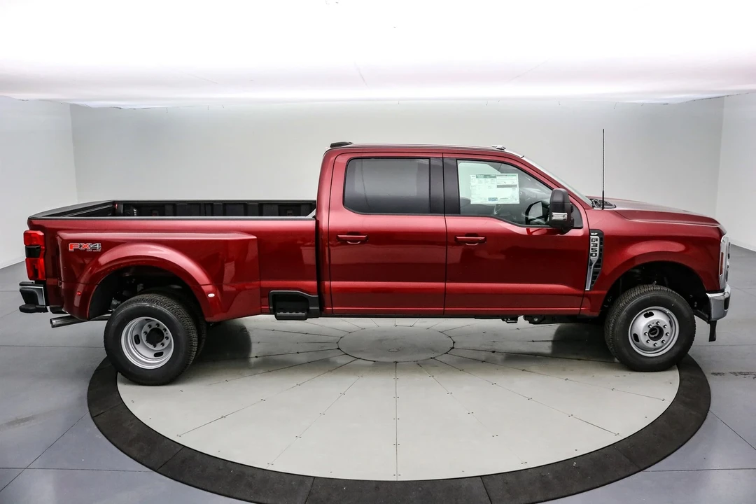 2026 Ford Super Duty 5th Gen - Image 4 of 21