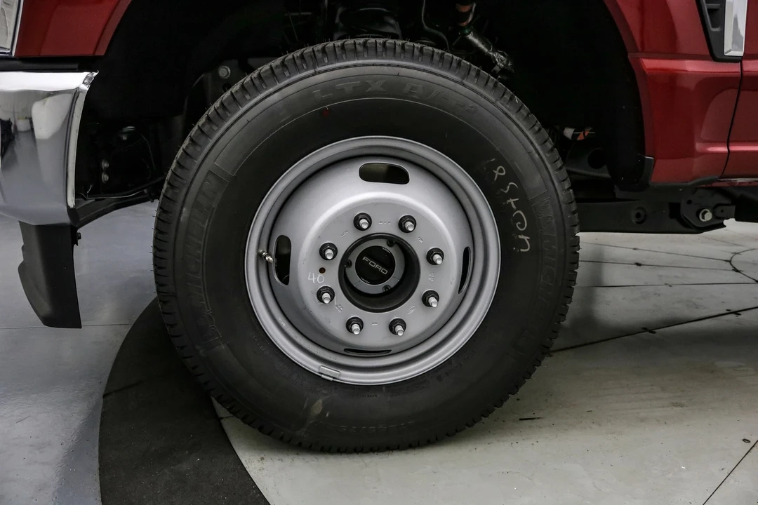 2026 Ford Super Duty 5th Gen - Image 12 of 21
