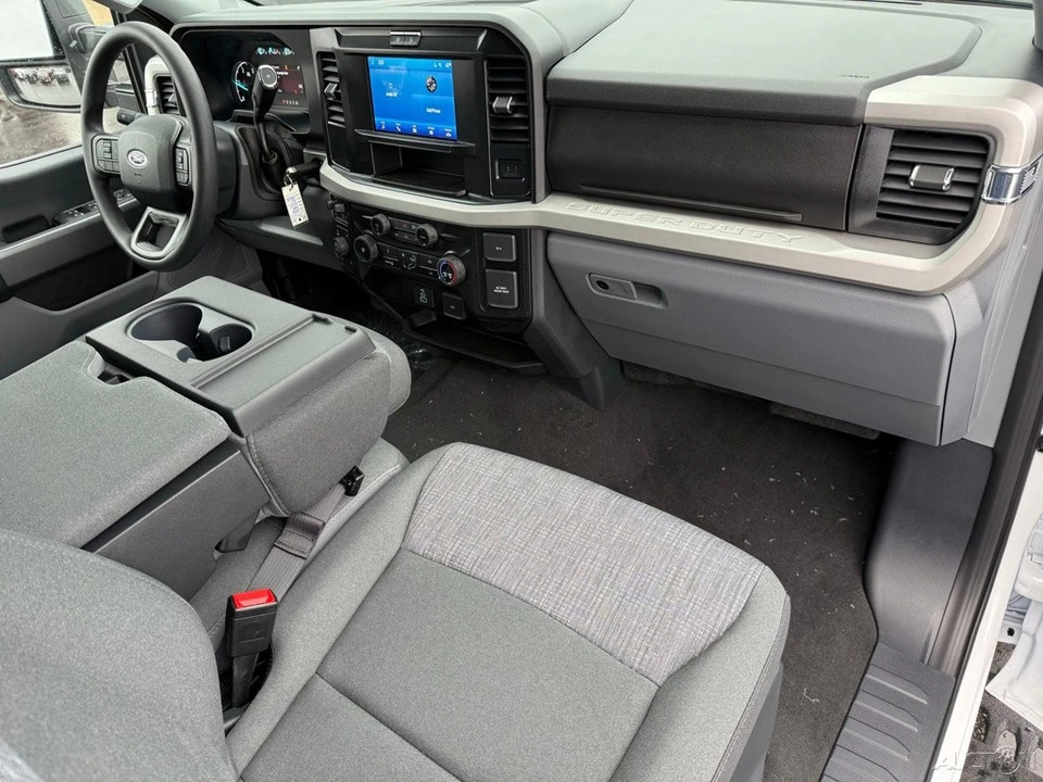 2026 Ford Super Duty 5th Gen - Image 19 of 21