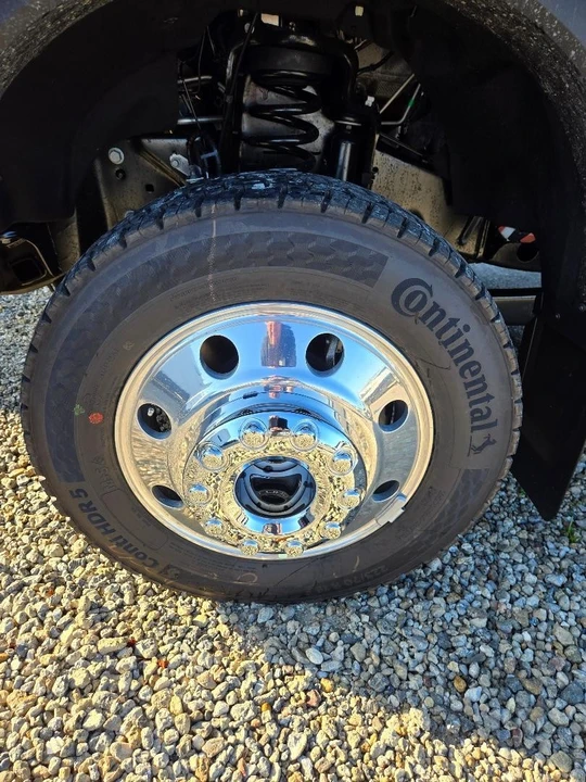 2026 Ford Super Duty 5th Gen - Image 8 of 17