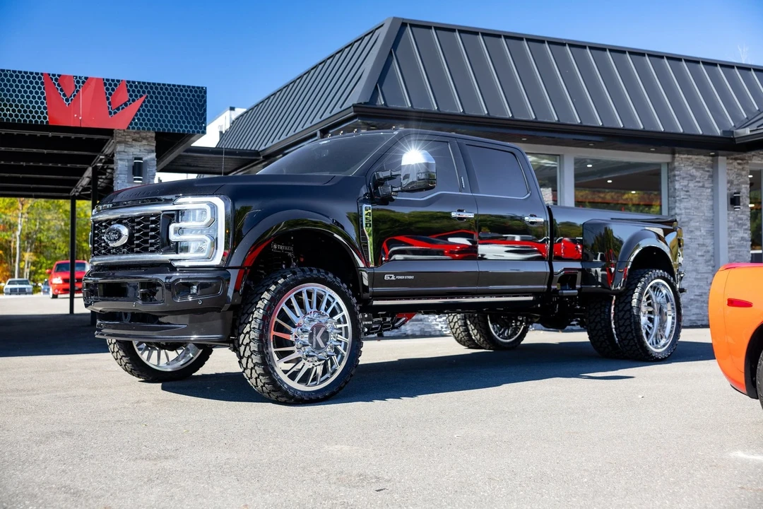 2026 Ford Super Duty 5th Gen - Image 13 of 21