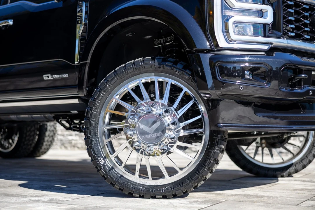 2026 Ford Super Duty 5th Gen - Image 3 of 21