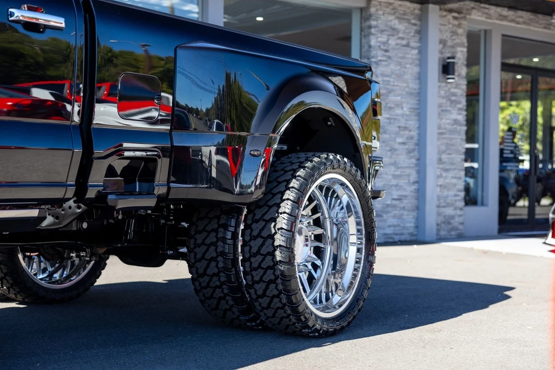 2026 Ford Super Duty 5th Gen - Image 12 of 21