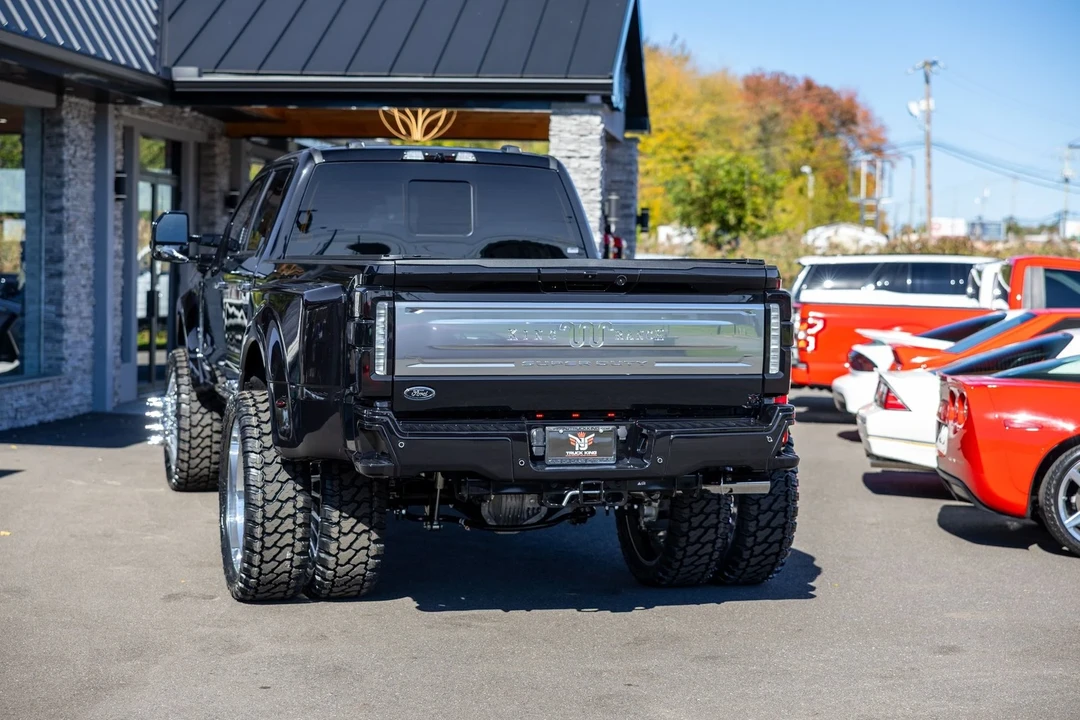 2026 Ford Super Duty 5th Gen - Image 16 of 21