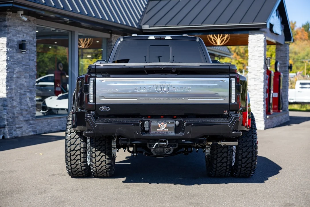 2026 Ford Super Duty 5th Gen - Image 17 of 21