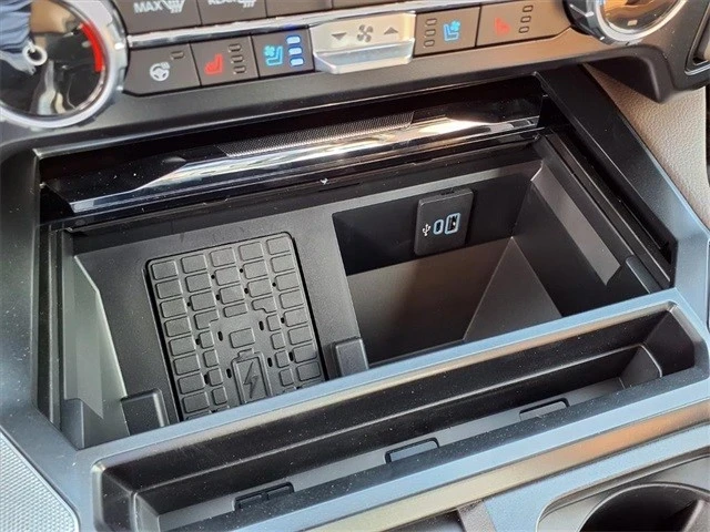 2026 Ford Super Duty 5th Gen - Image 8 of 21