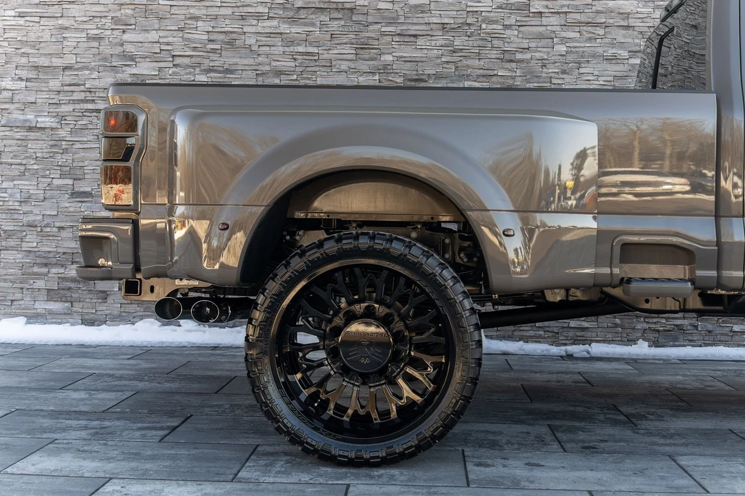 2026 Ford Super Duty 5th Gen - Image 12 of 21