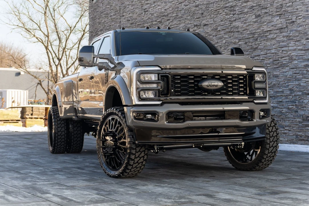 2026 Ford Super Duty 5th Gen - Image 3 of 21