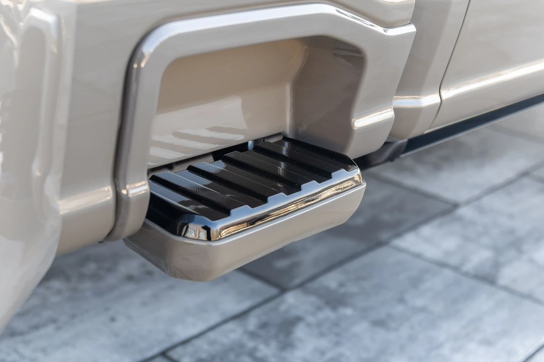 2026 Ford Super Duty 5th Gen - Image 14 of 21