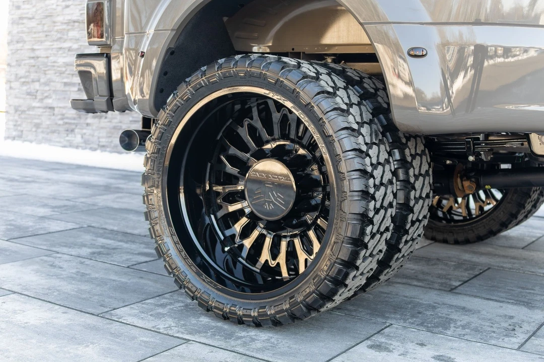 2026 Ford Super Duty 5th Gen - Image 17 of 21