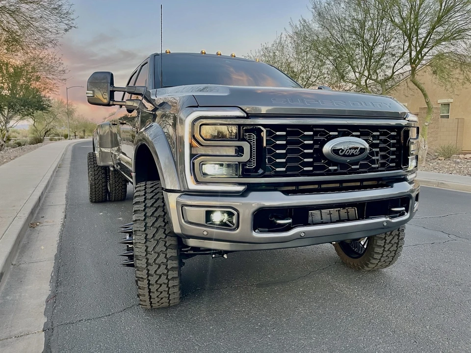 2026 Ford Super Duty 5th Gen - Image 9 of 21