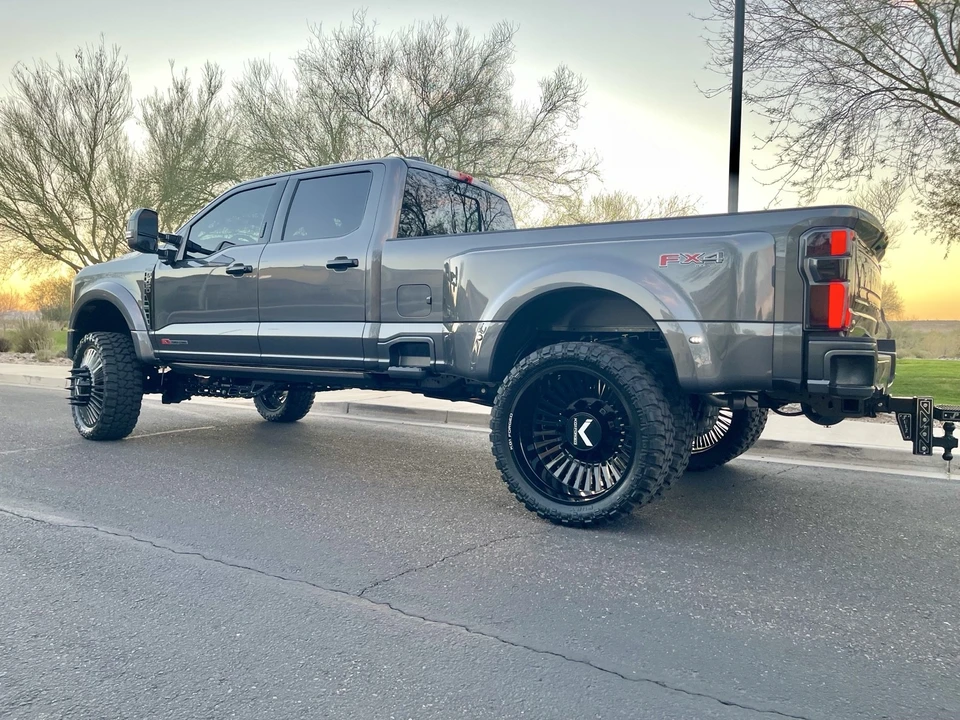 2026 Ford Super Duty 5th Gen - Image 4 of 21