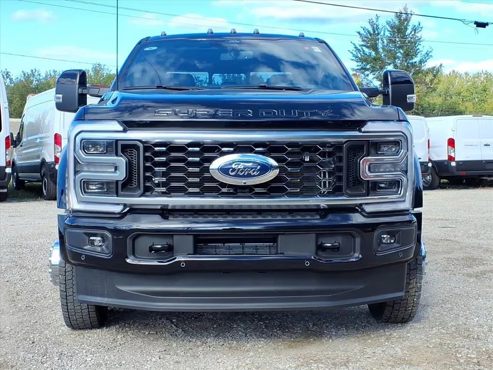 2026 Ford Super Duty 5th Gen - Image 3 of 21