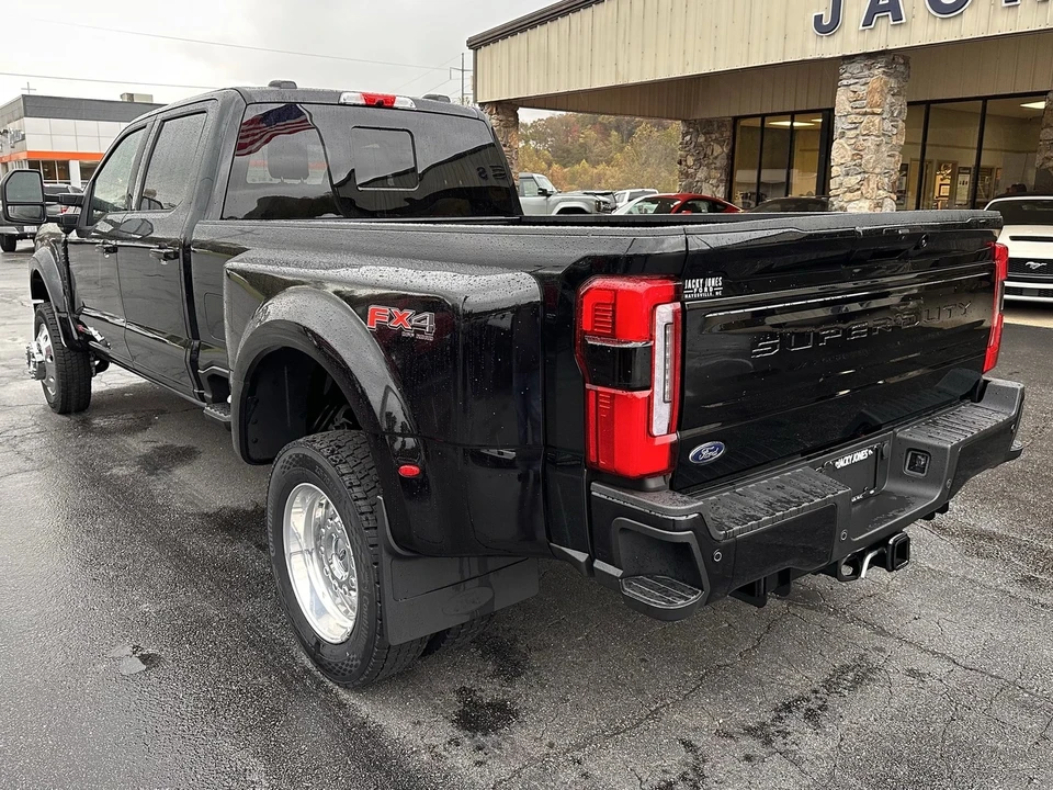 2026 Ford Super Duty 5th Gen - Image 8 of 21