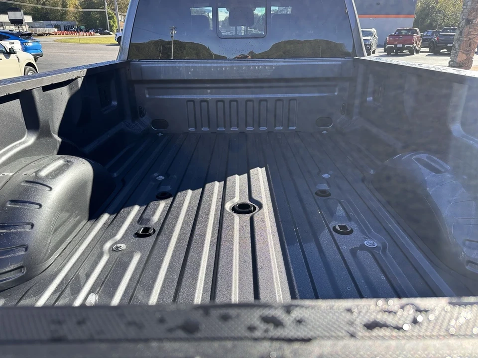 2026 Ford Super Duty 5th Gen - Image 9 of 21