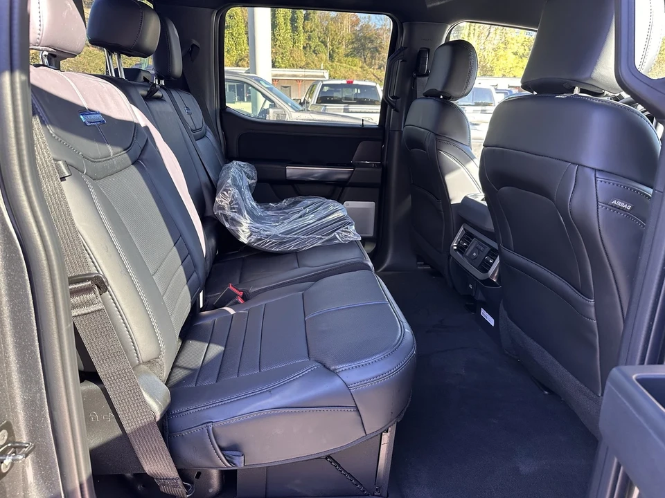 2026 Ford Super Duty 5th Gen - Image 19 of 21