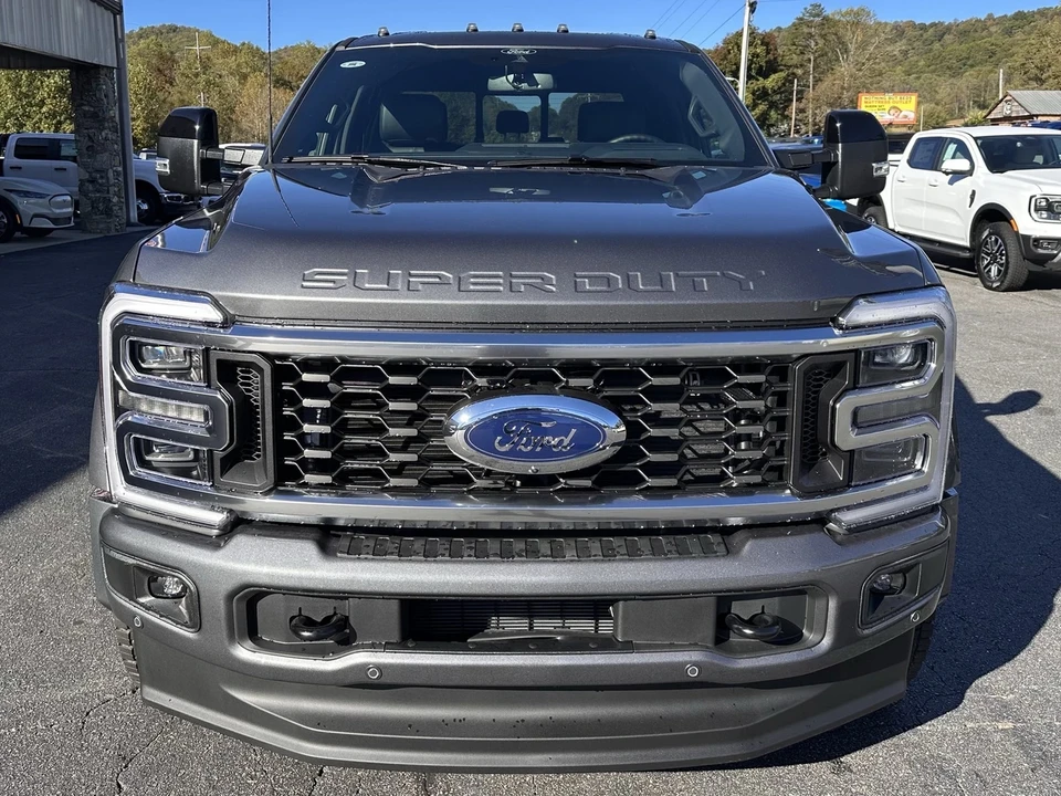 2026 Ford Super Duty 5th Gen - Image 3 of 21