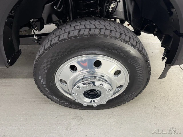 2026 Ford Super Duty 5th Gen - Image 4 of 20