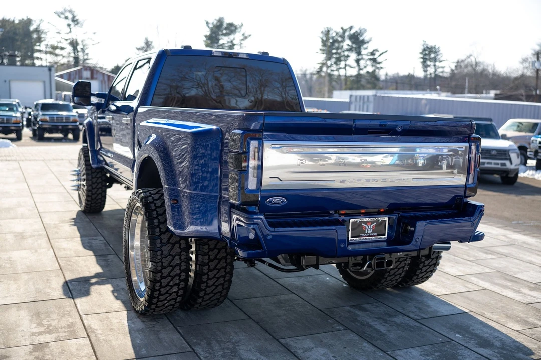 2026 Ford Super Duty 5th Gen - Image 19 of 21