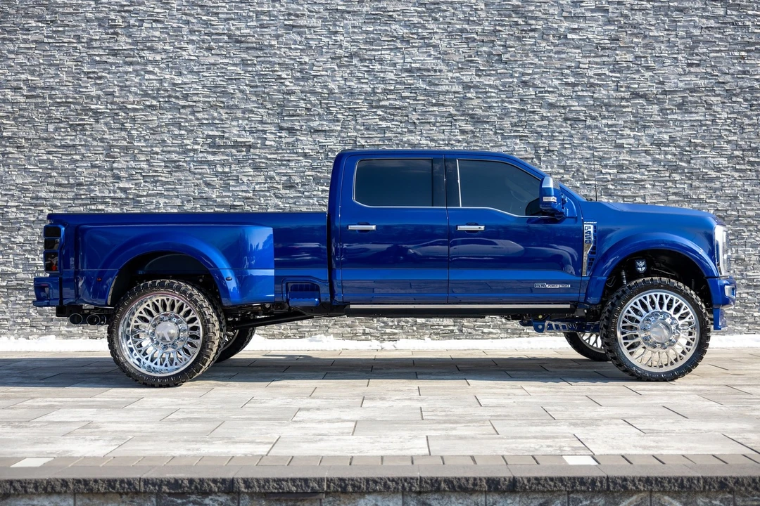 2026 Ford Super Duty 5th Gen - Image 13 of 21