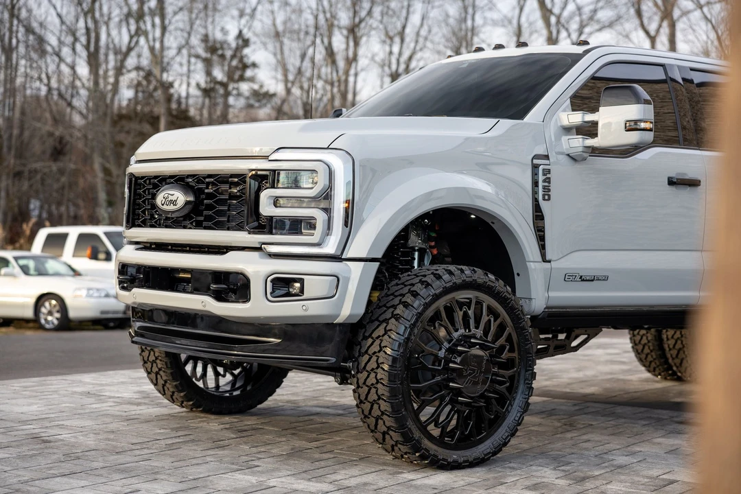 2026 Ford Super Duty 5th Gen - Image 5 of 21
