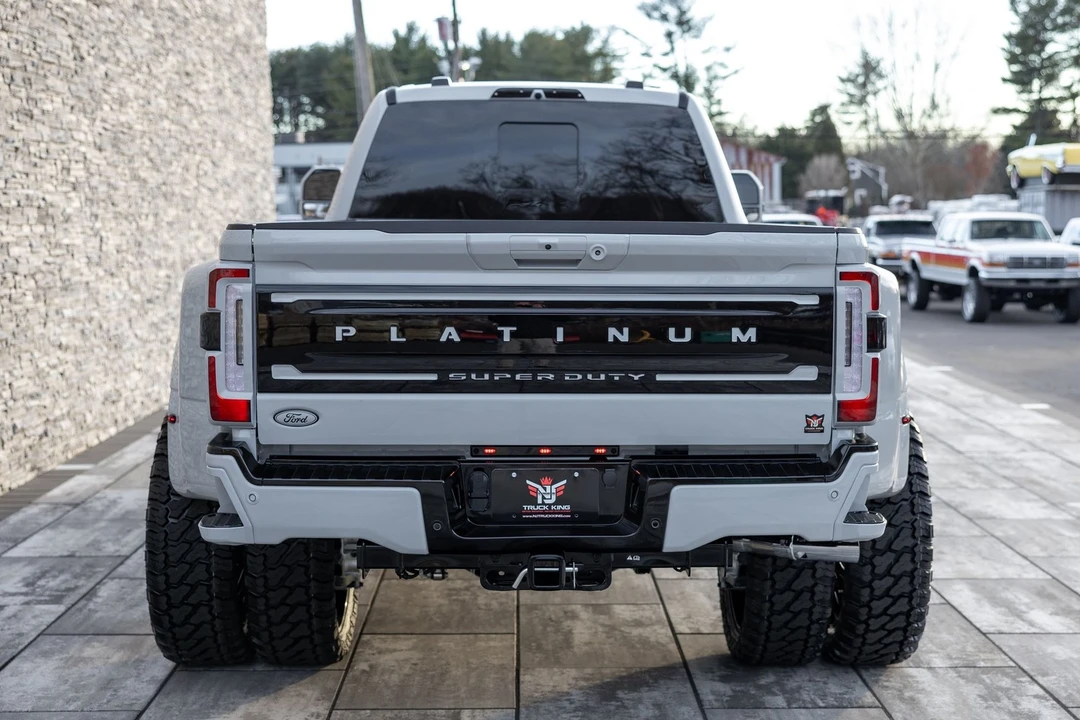 2026 Ford Super Duty 5th Gen - Image 15 of 21