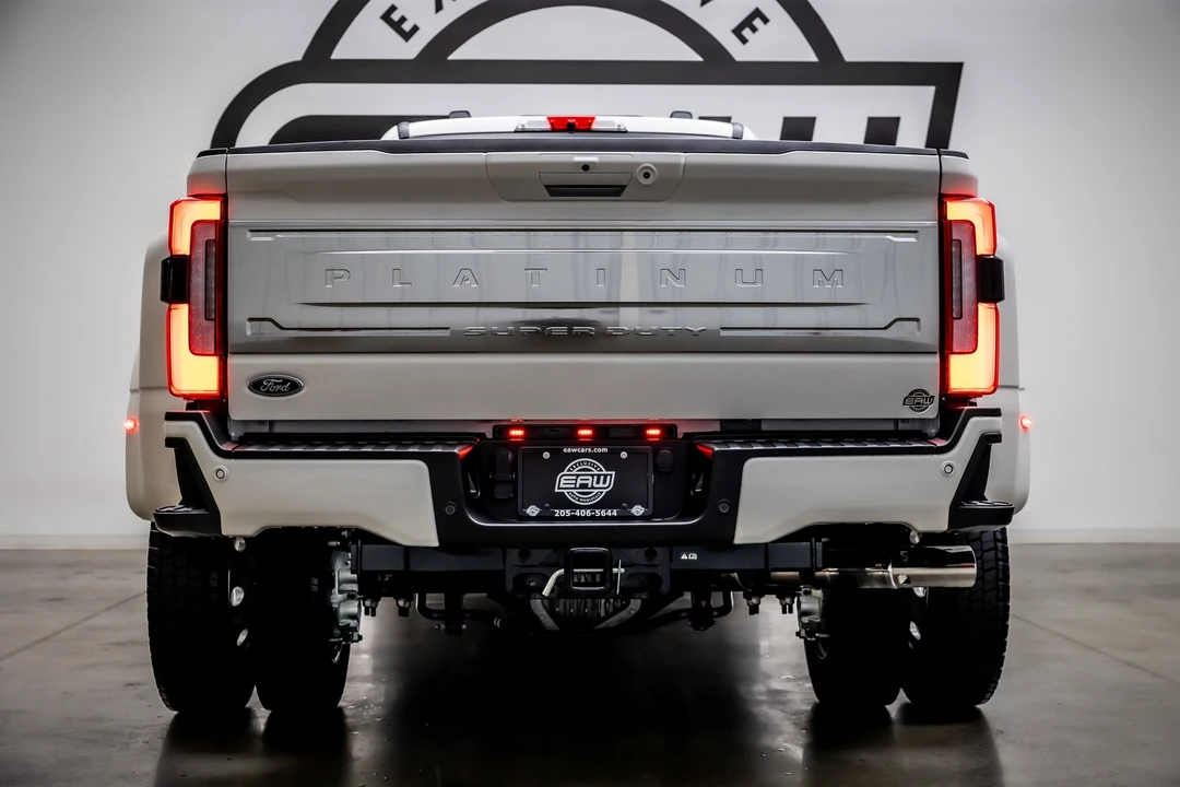 2026 Ford Super Duty 5th Gen - Image 11 of 12