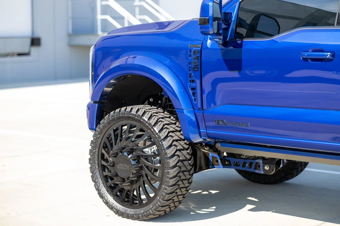 2026 Ford Super Duty 5th Gen - Image 17 of 21
