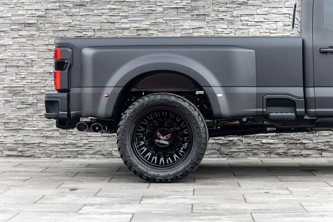2026 Ford Super Duty 5th Gen - Image 12 of 21