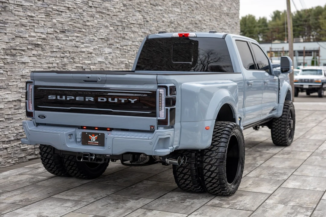 2026 Ford Super Duty 5th Gen - Image 16 of 21