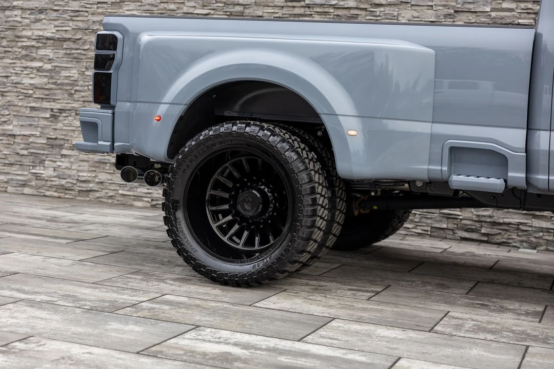 2026 Ford Super Duty 5th Gen - Image 13 of 21