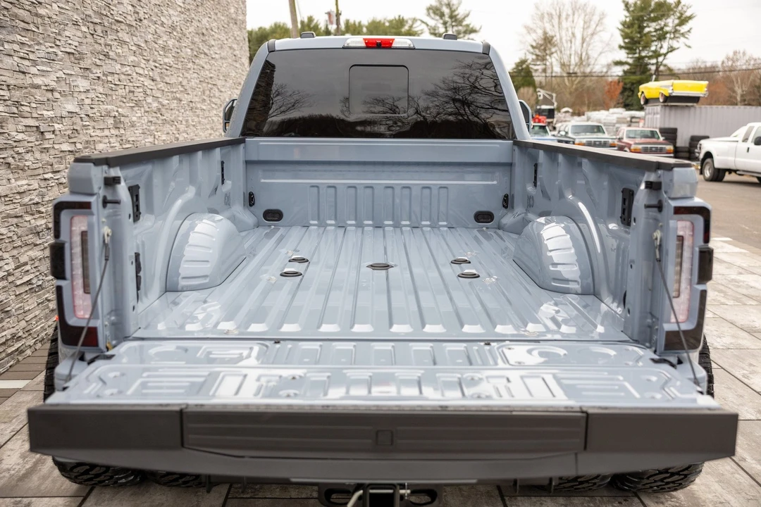 2026 Ford Super Duty 5th Gen - Image 18 of 21
