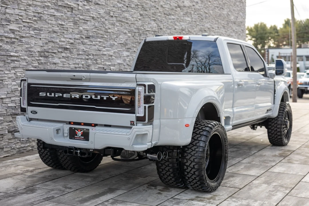 2026 Ford Super Duty 5th Gen - Image 15 of 21